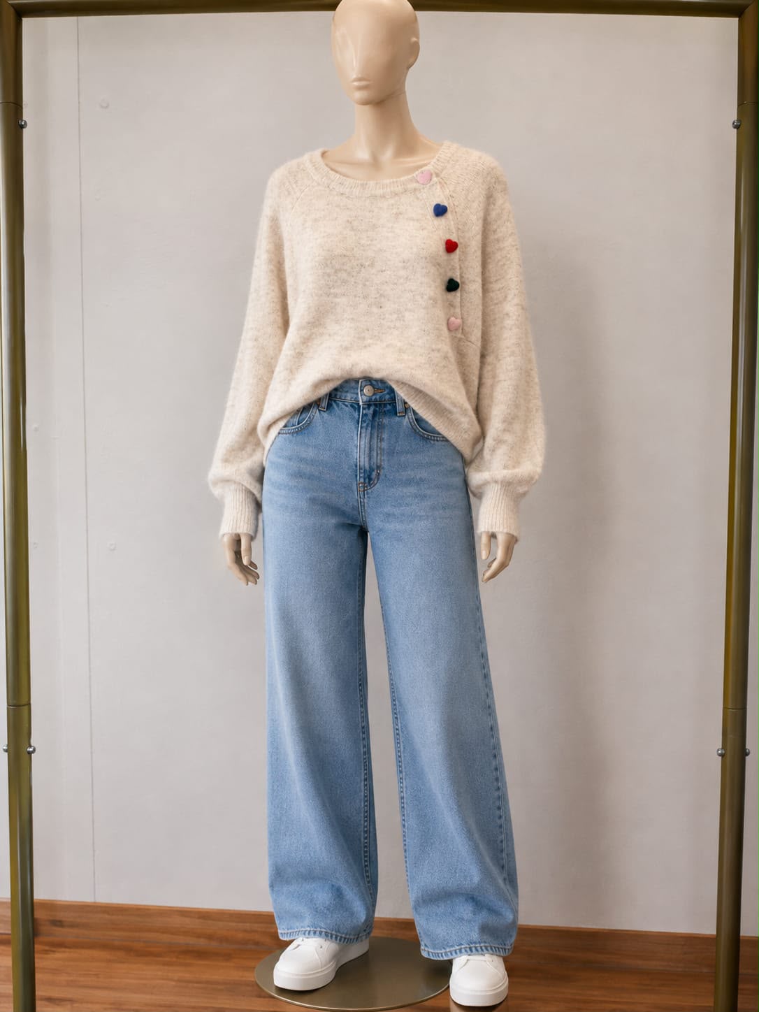 Woll Pullover mit Herzknöpfen